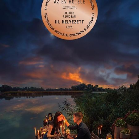 Martoni Resort & Restaurant Szigetszentmárton Eksteriør billede