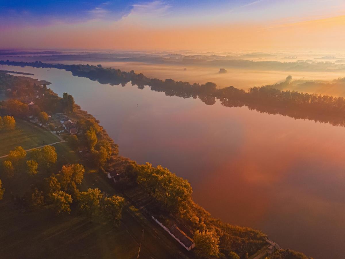 Martoni Resort & Restaurant Szigetszentmárton Eksteriør billede