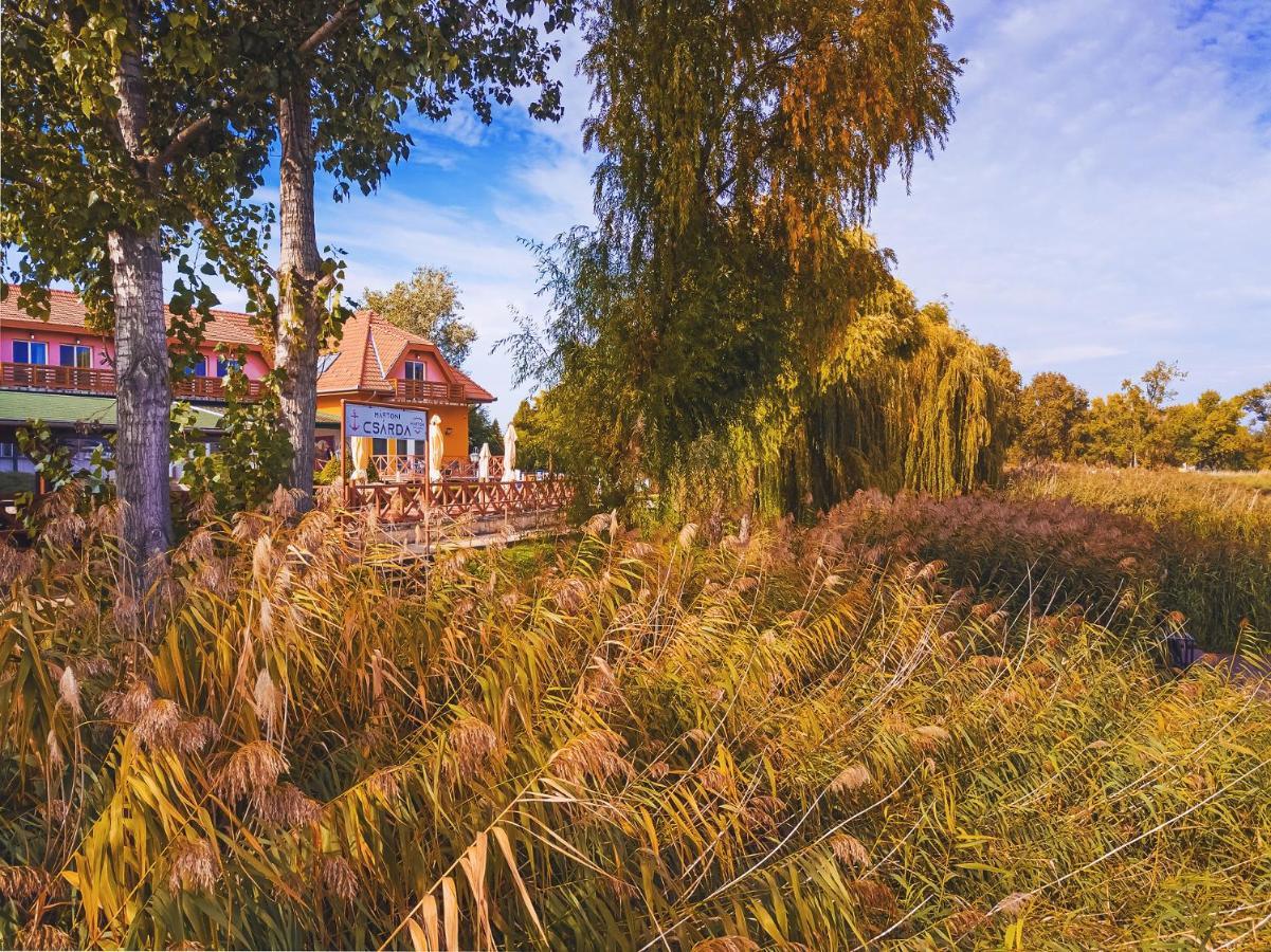 Martoni Resort & Restaurant Szigetszentmárton Eksteriør billede