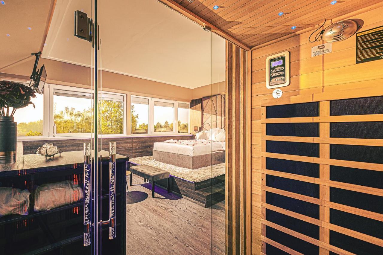 Martoni Resort & Restaurant Szigetszentmárton Eksteriør billede
